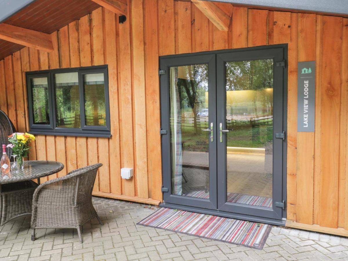 Lake View Lodge Scarborough Exterior foto